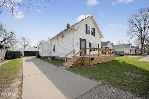 Tiny photo for 635 Wright Avenue, Toledo, OH 43609 (MLS # 10005650)