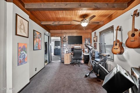 Tiny photo for 635 Wright Avenue, Toledo, OH 43609 (MLS # 10005650)