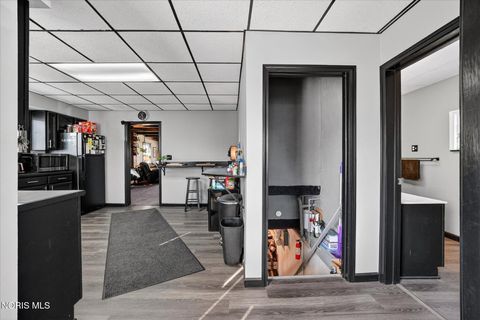 Tiny photo for 635 Wright Avenue, Toledo, OH 43609 (MLS # 10005650)