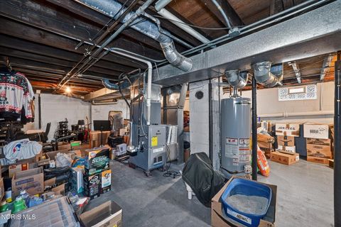 Tiny photo for 635 Wright Avenue, Toledo, OH 43609 (MLS # 10005650)