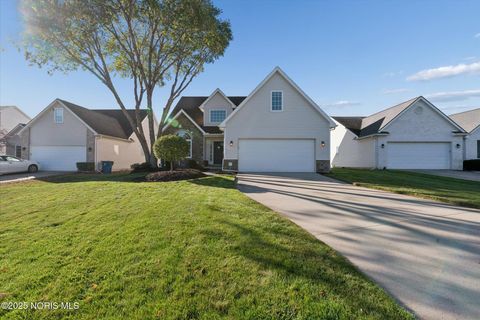 Tiny photo for 1128 Plum Grove Lane, Toledo, OH 43615 (MLS # 10000756)