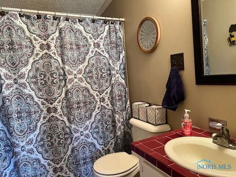 Tiny photo for 2467 Rice Road, Fremont, OH 43420 (MLS # 10006767)