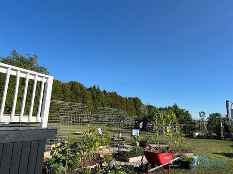 Tiny photo for 2467 Rice Road, Fremont, OH 43420 (MLS # 10006767)