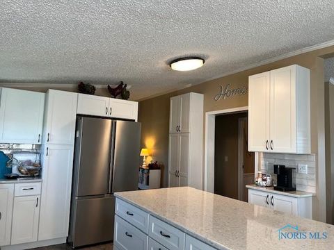 Tiny photo for 2467 Rice Road, Fremont, OH 43420 (MLS # 10006767)