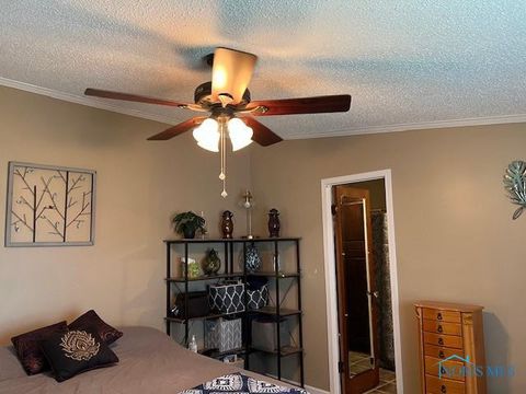 Tiny photo for 2467 Rice Road, Fremont, OH 43420 (MLS # 10006767)