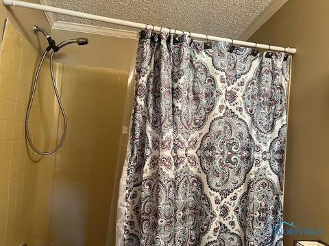 Tiny photo for 2467 Rice Road, Fremont, OH 43420 (MLS # 10006767)