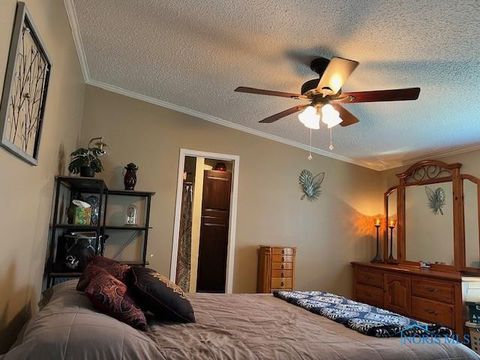 Tiny photo for 2467 Rice Road, Fremont, OH 43420 (MLS # 10006767)