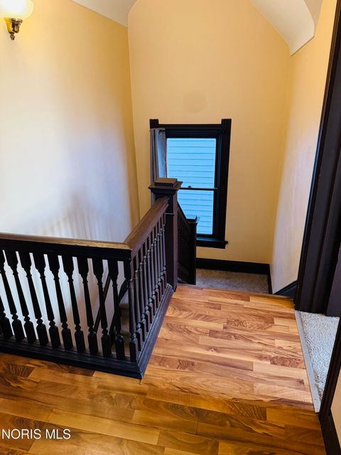 Tiny photo for 1136 Earl Street, Toledo, OH 43605 (MLS # 10010082)