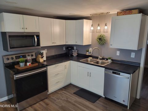 Tiny photo for 128 E Montford Avenue, Ada, OH 45810 (MLS # 10006603)