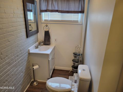 Tiny photo for 128 E Montford Avenue, Ada, OH 45810 (MLS # 10006603)