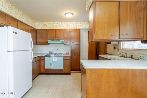 Tiny photo for 5036 Valley Forge Drive, Toledo, OH 43613 (MLS # 10008786)