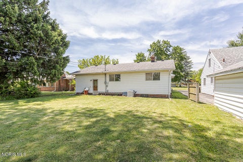 Tiny photo for 5036 Valley Forge Drive, Toledo, OH 43613 (MLS # 10008786)