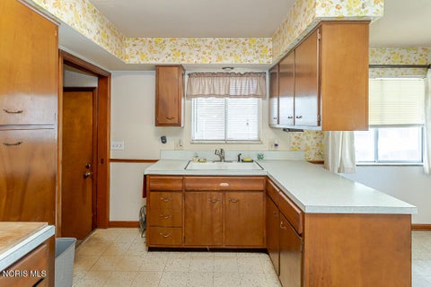 Tiny photo for 5036 Valley Forge Drive, Toledo, OH 43613 (MLS # 10008786)
