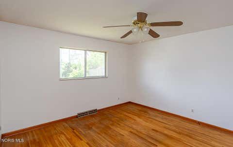 Tiny photo for 5036 Valley Forge Drive, Toledo, OH 43613 (MLS # 10008786)