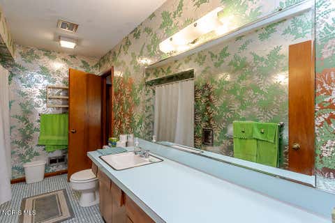 Tiny photo for 5036 Valley Forge Drive, Toledo, OH 43613 (MLS # 10008786)