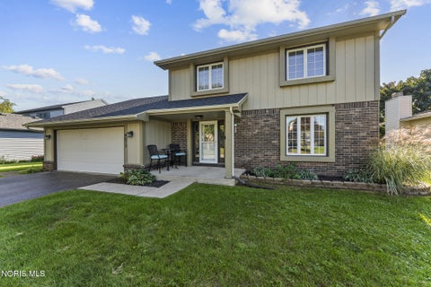 Photo of 9673 Millcroft Road, Perrysburg, OH 43551 (MLS # 10014184)