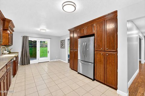 Tiny photo for 5117 Brenden Way, Sylvania, OH 43560 (MLS # 10007721)