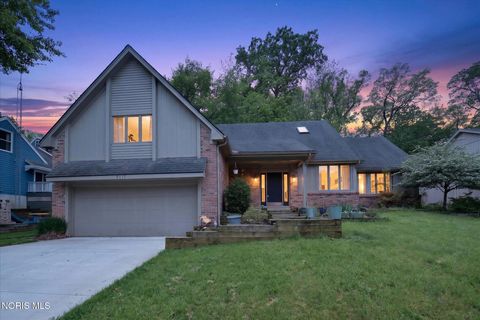 Photo of 5117 Brenden Way, Sylvania, OH 43560 (MLS # 10007721)