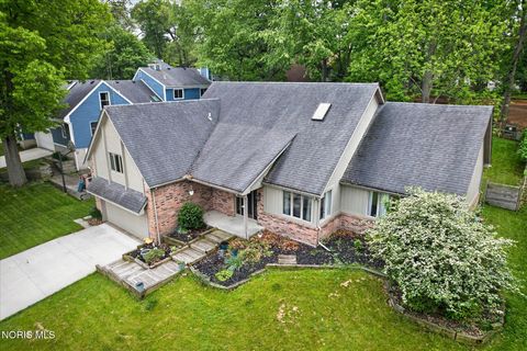 Tiny photo for 5117 Brenden Way, Sylvania, OH 43560 (MLS # 10007721)