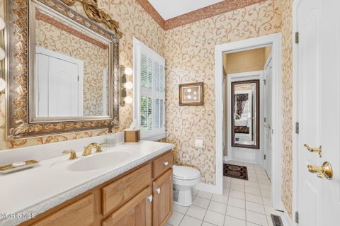 Tiny photo for 336 Pheasant Run Place, Findlay, OH 45840 (MLS # 10014000)