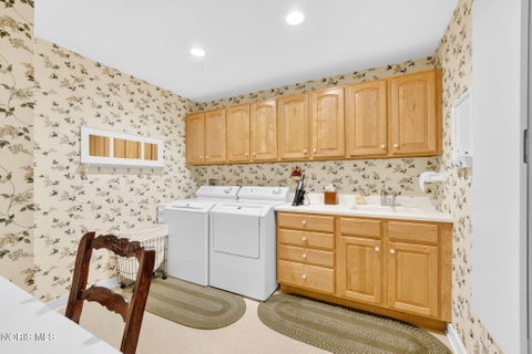 Tiny photo for 336 Pheasant Run Place, Findlay, OH 45840 (MLS # 10014000)