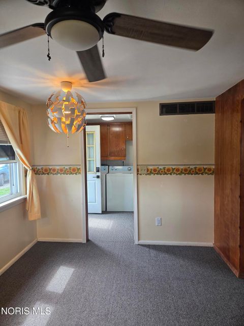 Tiny photo for 617 Lynn Street, Findlay, OH 45840 (MLS # 10005942)