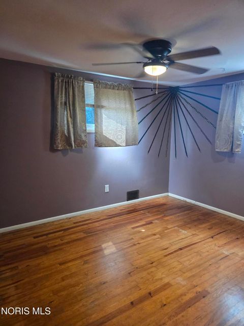 Tiny photo for 617 Lynn Street, Findlay, OH 45840 (MLS # 10005942)