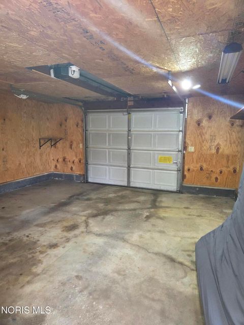 Tiny photo for 617 Lynn Street, Findlay, OH 45840 (MLS # 10005942)