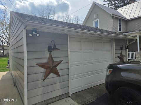 Tiny photo for 617 Lynn Street, Findlay, OH 45840 (MLS # 10005942)