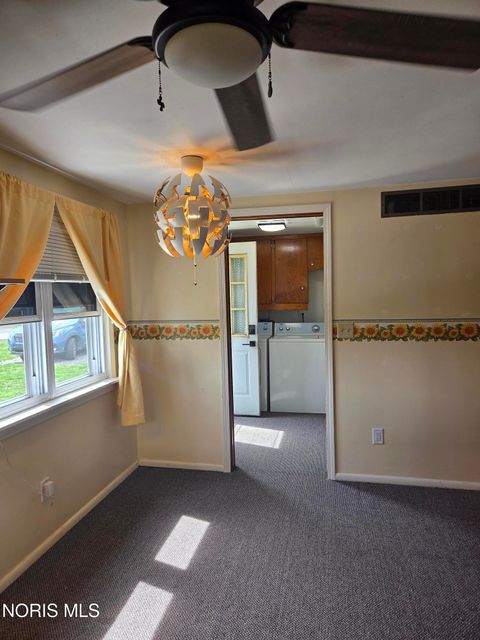 Tiny photo for 617 Lynn Street, Findlay, OH 45840 (MLS # 10005942)