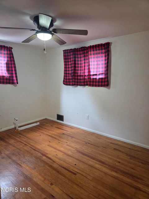 Tiny photo for 617 Lynn Street, Findlay, OH 45840 (MLS # 10005942)