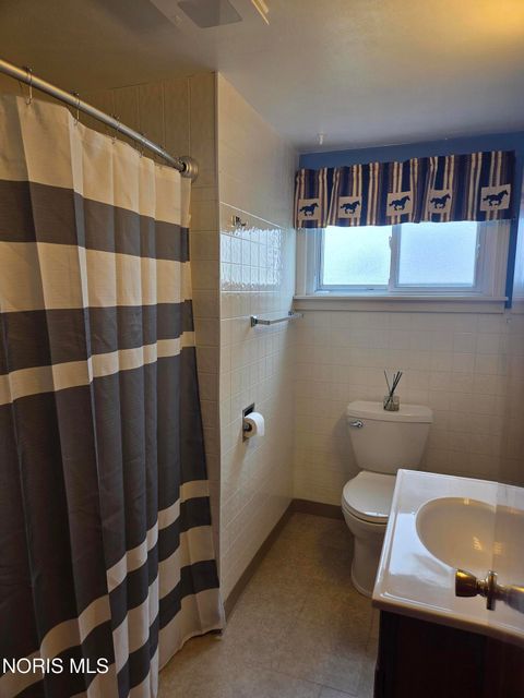 Tiny photo for 617 Lynn Street, Findlay, OH 45840 (MLS # 10005942)