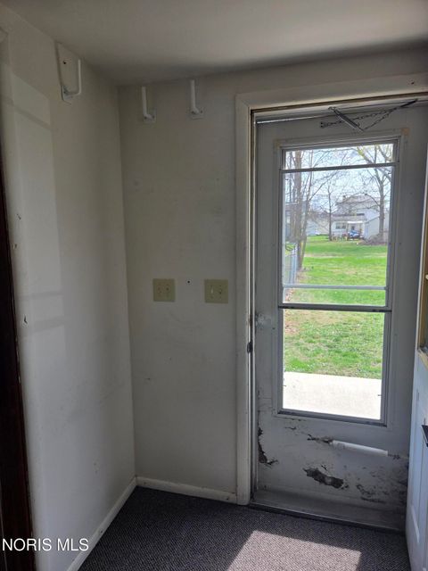 Tiny photo for 617 Lynn Street, Findlay, OH 45840 (MLS # 10005942)