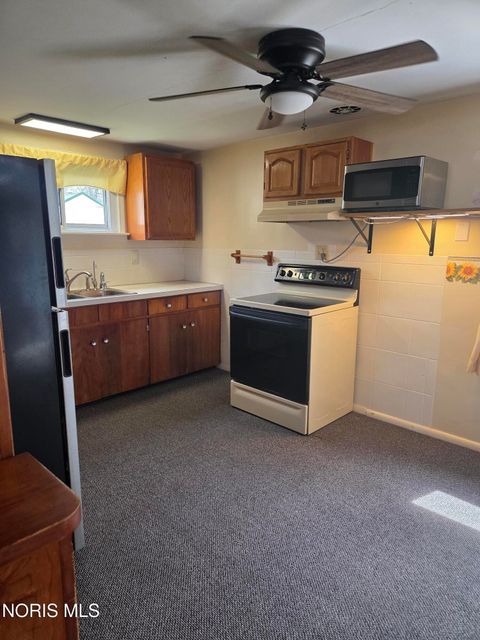 Tiny photo for 617 Lynn Street, Findlay, OH 45840 (MLS # 10005942)