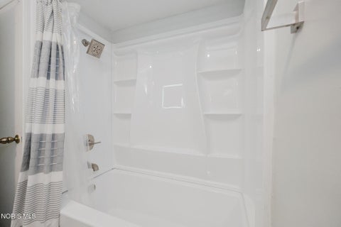 Tiny photo for 807 Selby Street, Findlay, OH 45840 (MLS # 10014061)