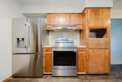 Tiny photo for 807 Selby Street, Findlay, OH 45840 (MLS # 10014061)