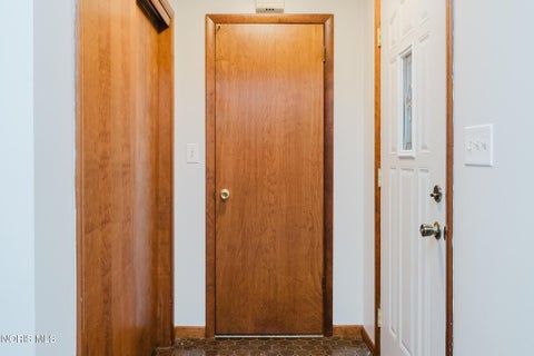 Tiny photo for 807 Selby Street, Findlay, OH 45840 (MLS # 10014061)