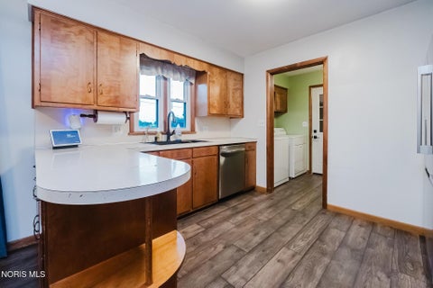 Tiny photo for 807 Selby Street, Findlay, OH 45840 (MLS # 10014061)
