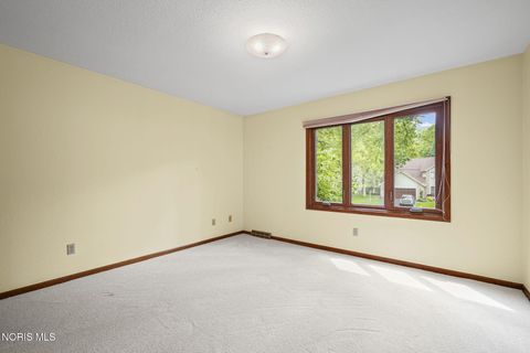 Tiny photo for 2736 Joelle Drive, Toledo, OH 43617 (MLS # 10008401)