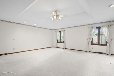 Tiny photo for 2736 Joelle Drive, Toledo, OH 43617 (MLS # 10008401)