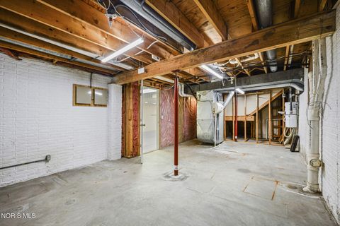 Tiny photo for 2736 Joelle Drive, Toledo, OH 43617 (MLS # 10008401)