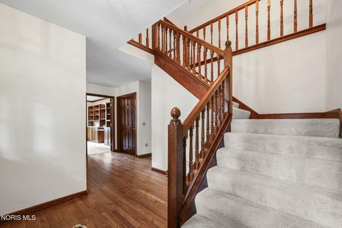 Tiny photo for 2736 Joelle Drive, Toledo, OH 43617 (MLS # 10008401)