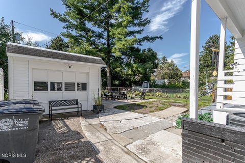 Tiny photo for 159 Princeton Drive, Toledo, OH 43614 (MLS # 10012357)