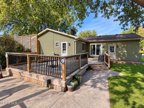 Tiny photo for 229 George Street, Northwood, OH 43619 (MLS # 10014495)