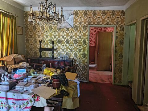 Tiny photo for 1816 Clay Avenue, Toledo, OH 43608 (MLS # 10003265)