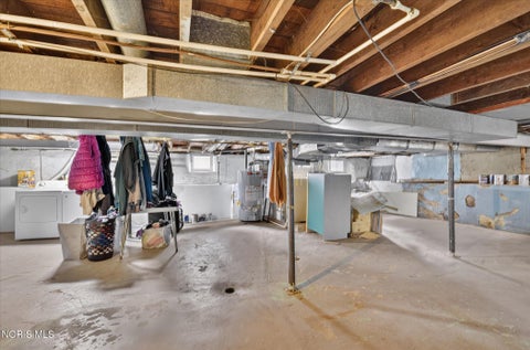 Tiny photo for 904 W Sandusky Street, Findlay, OH 45840 (MLS # 10013931)