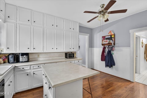 Tiny photo for 904 W Sandusky Street, Findlay, OH 45840 (MLS # 10013931)