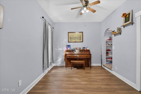 Tiny photo for 904 W Sandusky Street, Findlay, OH 45840 (MLS # 10013931)