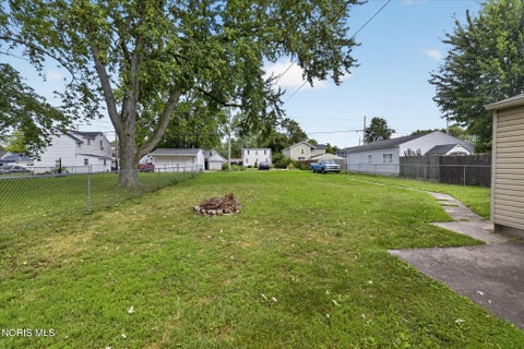 Tiny photo for 904 W Sandusky Street, Findlay, OH 45840 (MLS # 10013931)