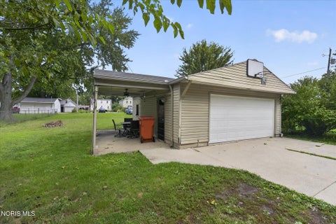Tiny photo for 904 W Sandusky Street, Findlay, OH 45840 (MLS # 10013931)